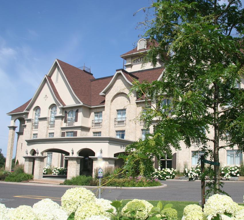 Hotel Vallea Bromont Exterior photo