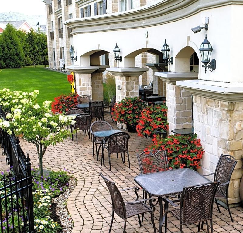 Hotel Vallea Bromont Exterior photo